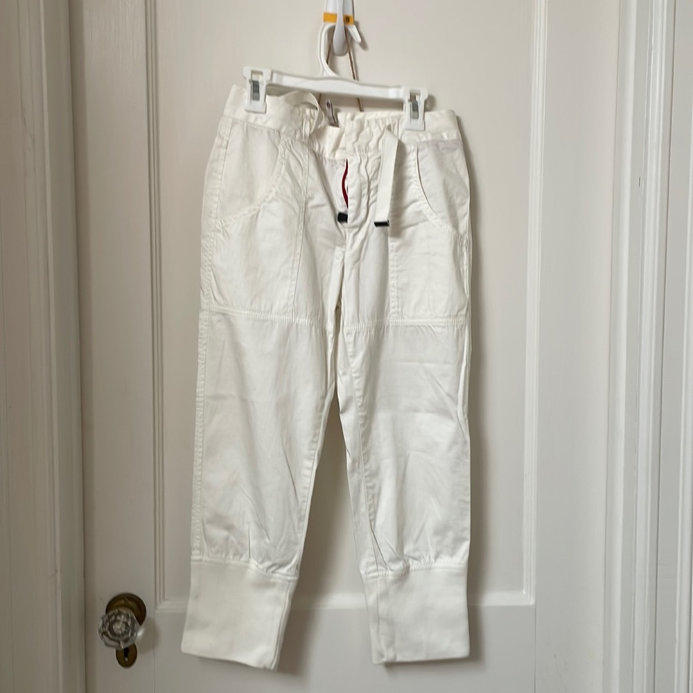 Moncler white 3/4 length trousers